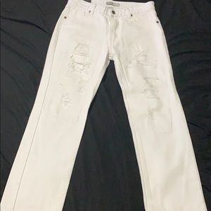 GS 115 White jeans
